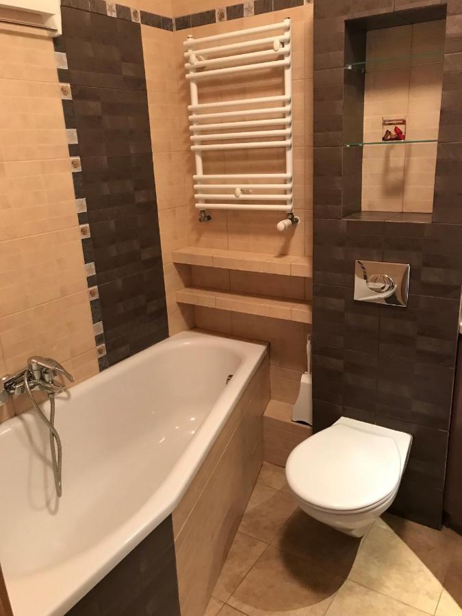 Апартаменти Apartament Lewandow Варшава Екстер'єр фото